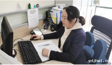 袁晓亚：“认真来自日常，榜样就在身边”